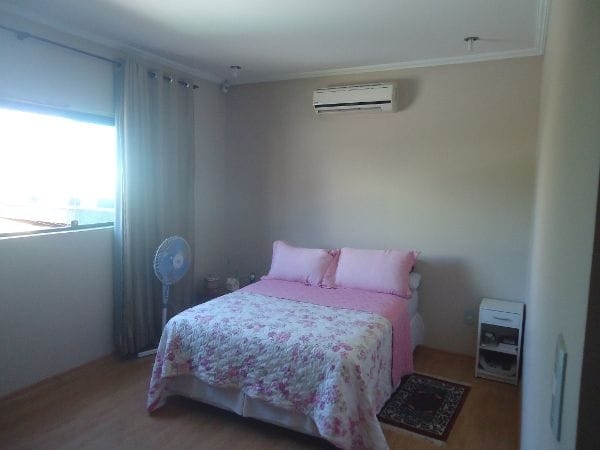 Sobrado à venda com 4 quartos, 300m² - Foto 6