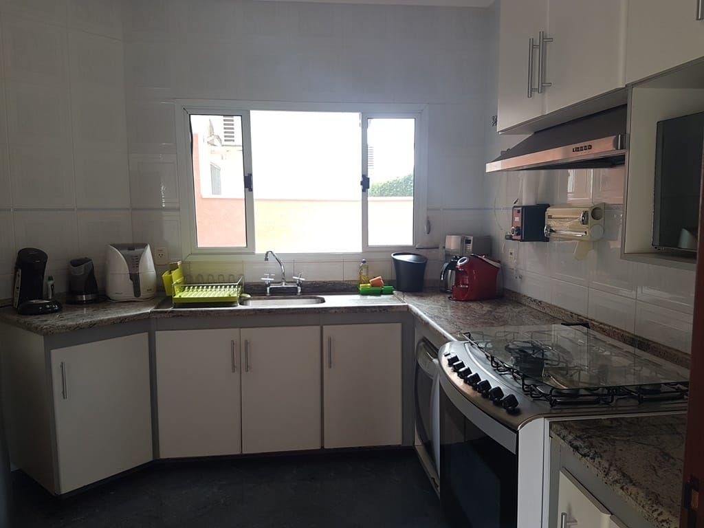 Casa de Condomínio à venda com 3 quartos, 380m² - Foto 11