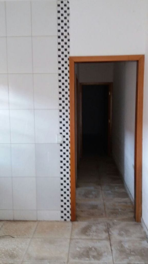 Casa à venda com 2 quartos, 65m² - Foto 2