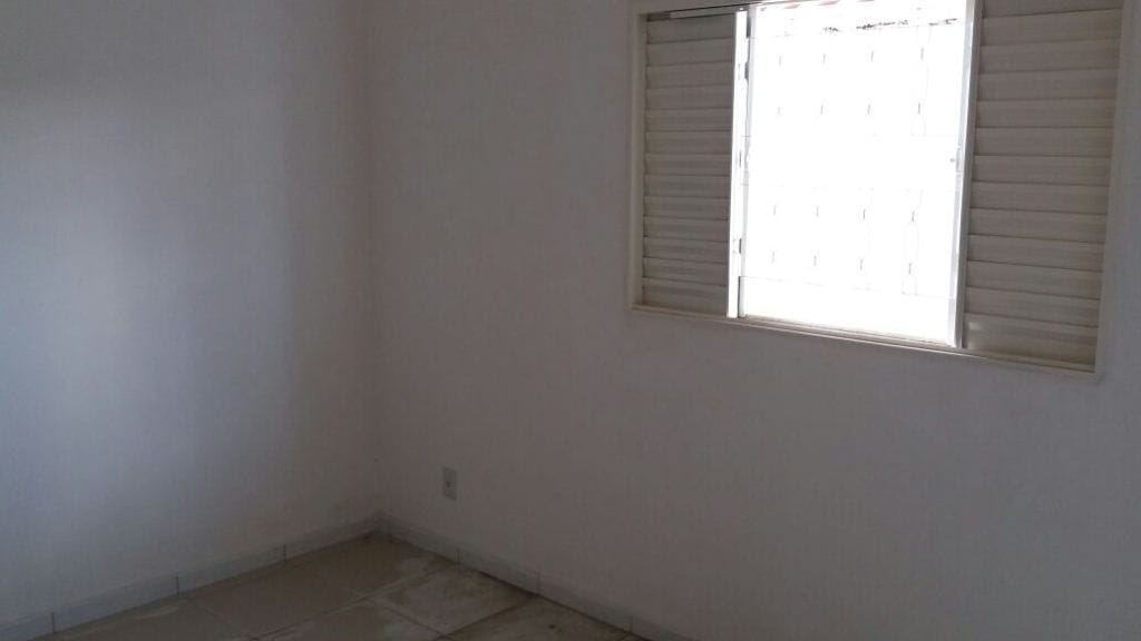Casa à venda com 2 quartos, 65m² - Foto 9