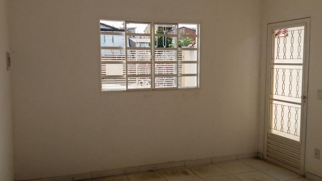 Casa à venda com 2 quartos, 65m² - Foto 13