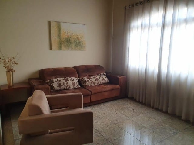 Sobrado à venda com 3 quartos, 236m² - Foto 2