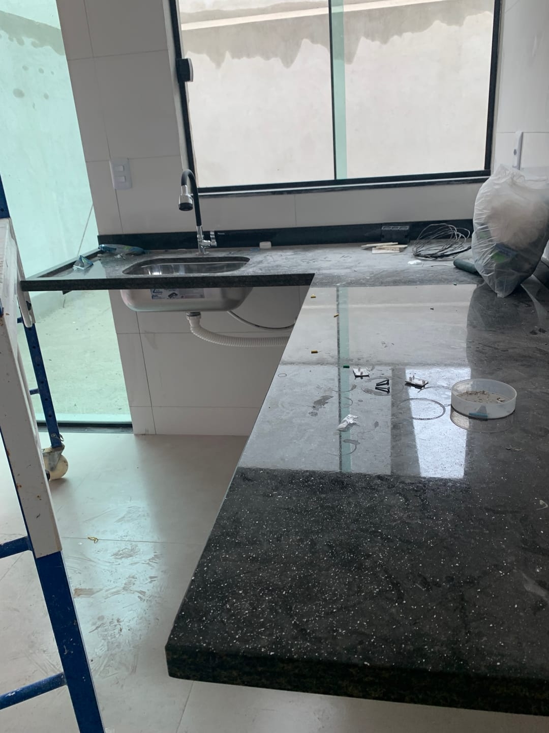 Casa à venda com 2 quartos, 65m² - Foto 5