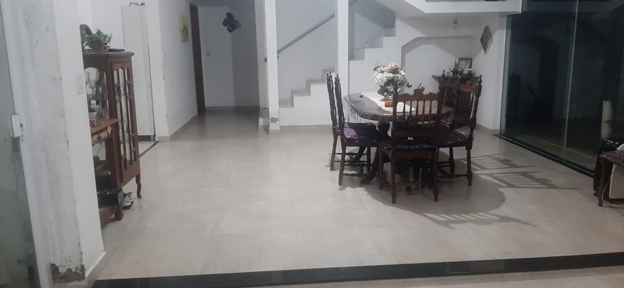 Sobrado, 5 quartos, 230 m² - Foto 8