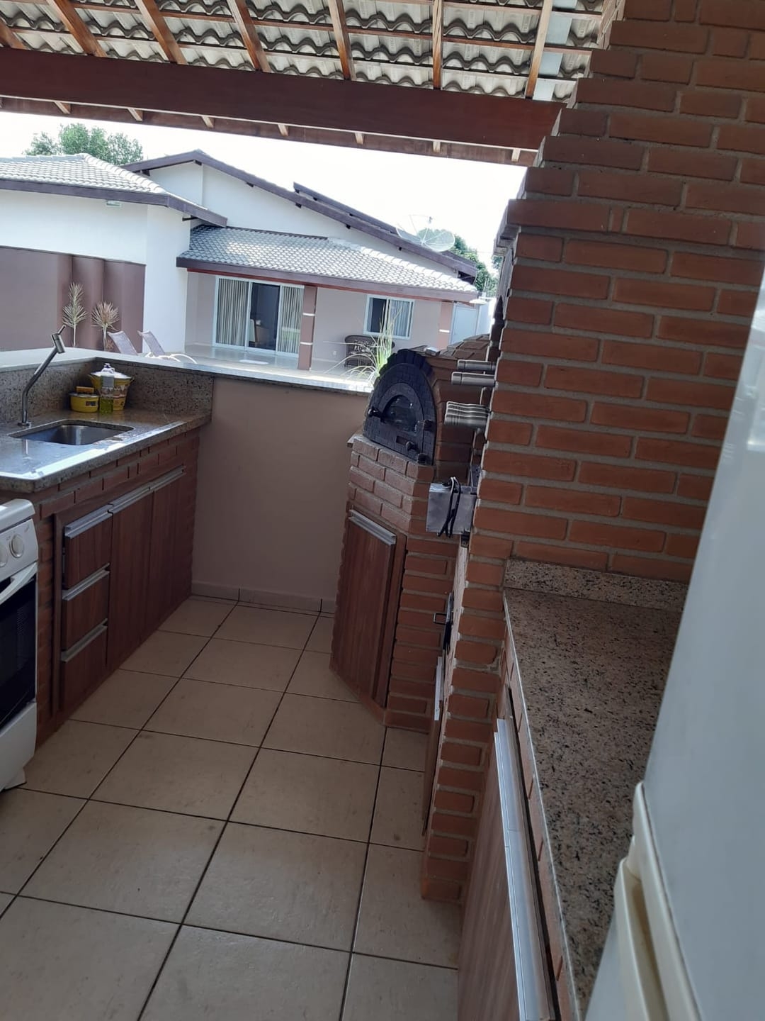Casa à venda com 3 quartos, 335m² - Foto 26