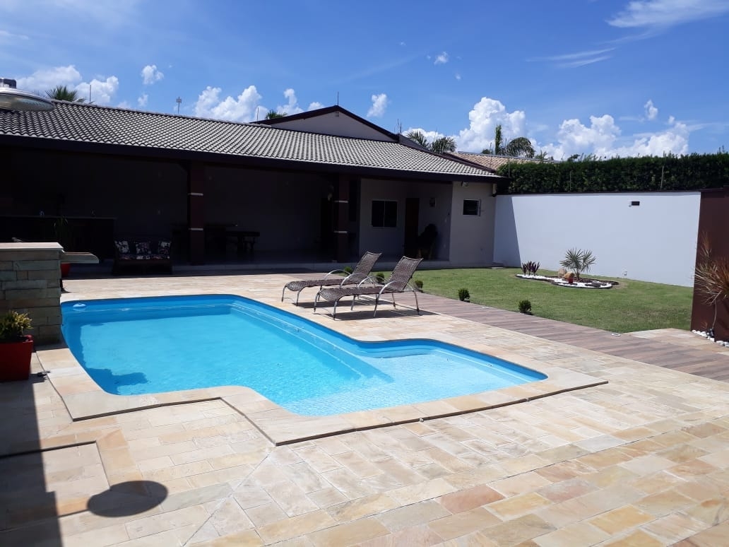Casa à venda com 3 quartos, 335m² - Foto 3