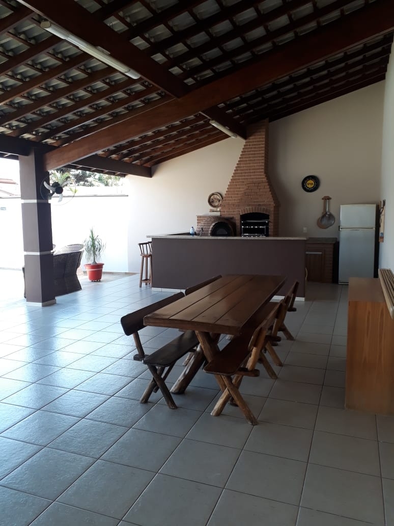 Casa à venda com 3 quartos, 335m² - Foto 7