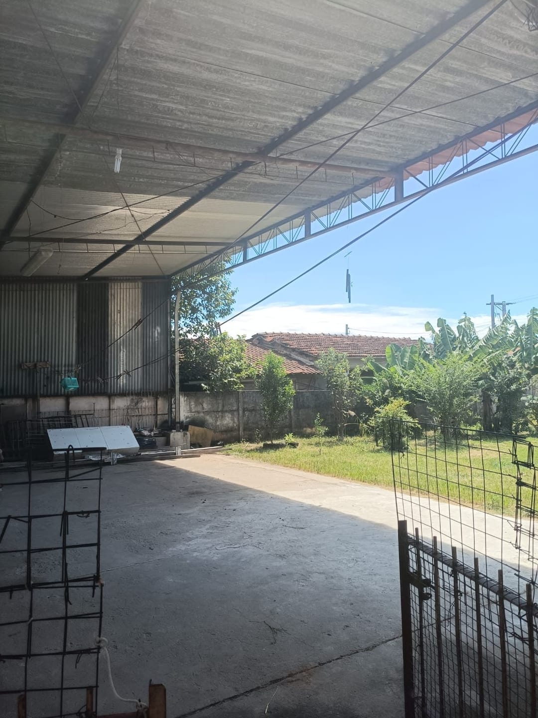 Casa à venda com 5 quartos, 351m² - Foto 2