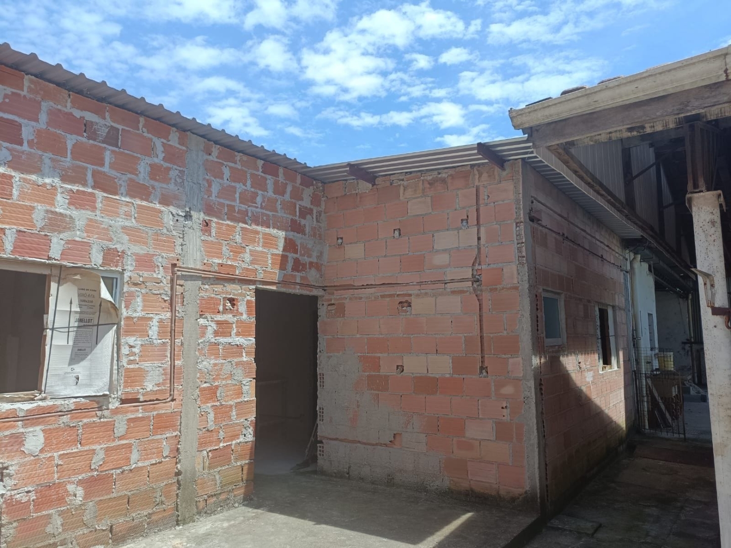 Casa à venda com 5 quartos, 351m² - Foto 7