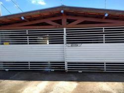 Casa para Venda em Pindamonhangaba - 2