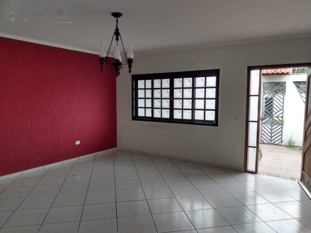 Casa para Locação em Pindamonhangaba - 3
