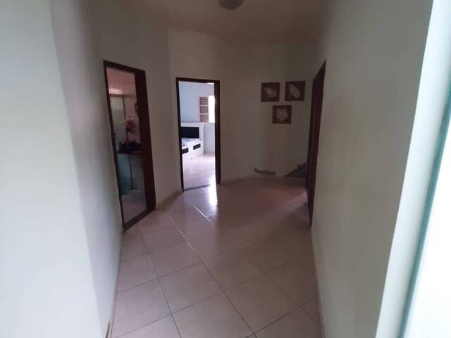 Casa para Venda em Guaratinguetá - 2