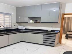 Casa para Venda em Pindamonhangaba - 2