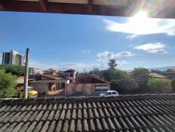 Sobrado para Venda em Pindamonhangaba - 3