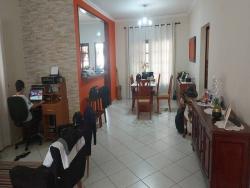 Casa para Venda em Taubaté - 2