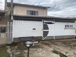 Sobrado para Venda em Pindamonhangaba - 2