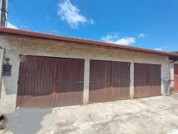 Casa para Venda em Pindamonhangaba - 2