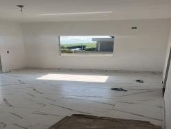 Sobrado para Venda em Caçapava - 4