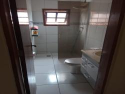 Sobrado para Venda em Pindamonhangaba - 2