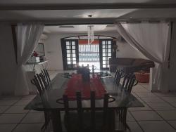 Casa para Venda em Pindamonhangaba - 2