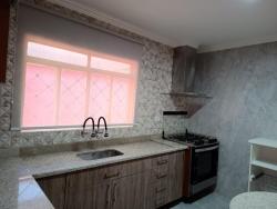 Casa para Venda em Taubaté - 3