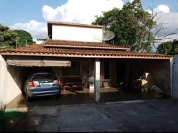 Sobrado para Venda em Pindamonhangaba - 3