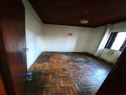 Casa para Venda em Pindamonhangaba - 2