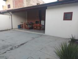 Casa para Venda em Pindamonhangaba - 2