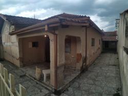 Casa para Venda em Pindamonhangaba - 2