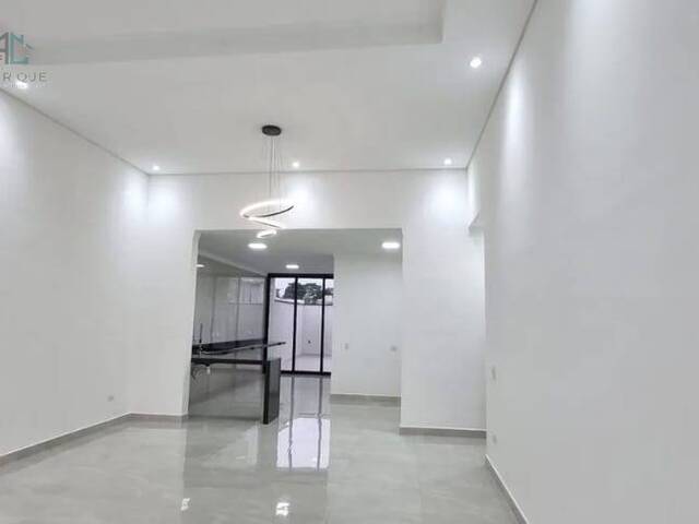 Casa para Venda em Pindamonhangaba - 4