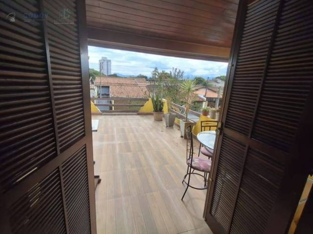 Sobrado para Venda em Pindamonhangaba - 4