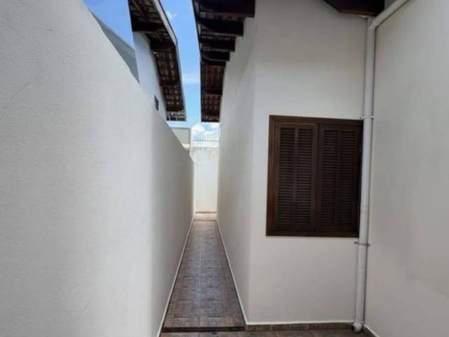 Venda em Residencial Mombaça I - Pindamonhangaba