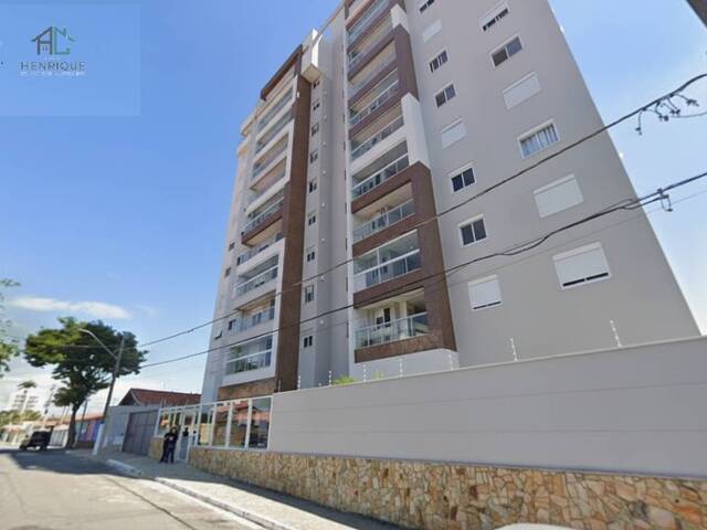 Locação em Vila Bourghese - Pindamonhangaba