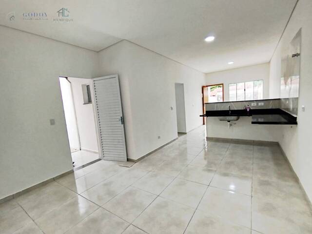 Casa para Venda em Pindamonhangaba - 1
