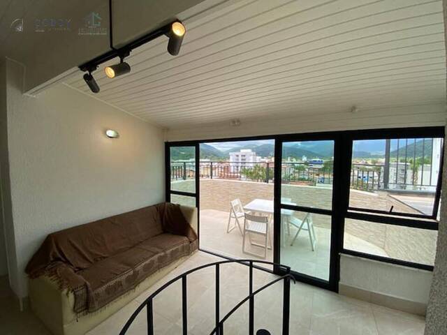 Cobertura para Venda em Ubatuba - 4