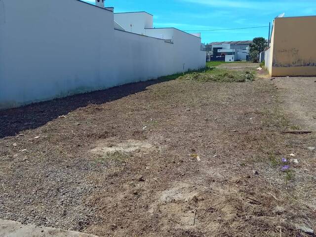 Venda em Loteamento Santa Clara - Pindamonhangaba