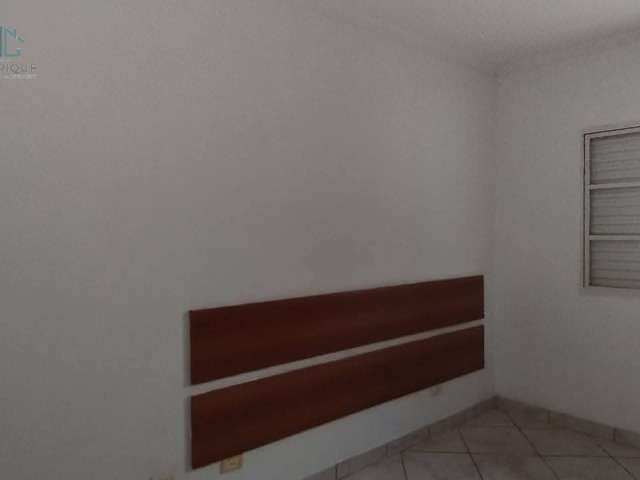 Casa para Venda em Taubaté - 4