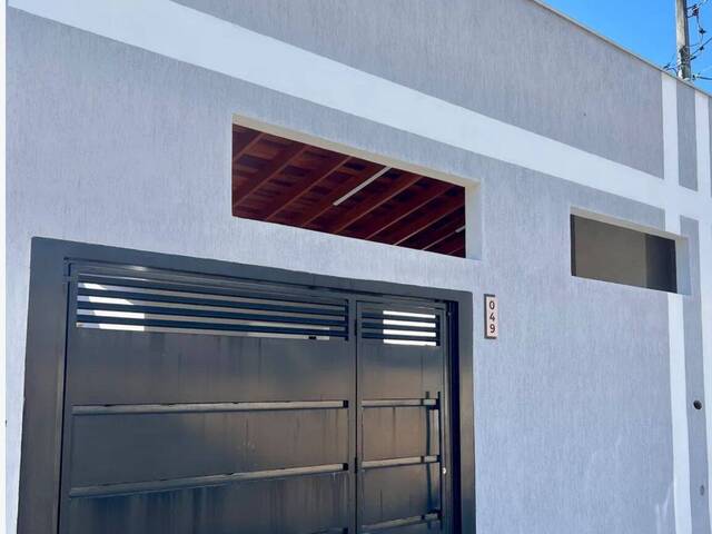 Casa para Venda em Guaratinguetá - 2