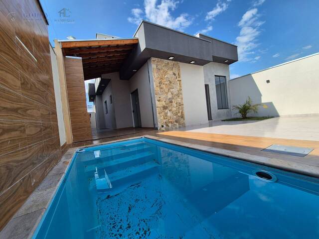 Venda em Loteamento Residencial e Comercial Flamboyant - Pindamonhangaba