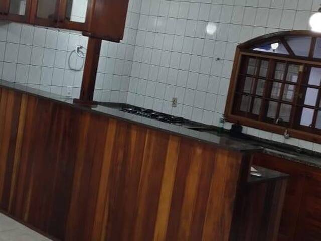 Sobrado para Locação em Pindamonhangaba - 2