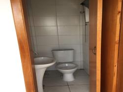 Sala para Locação em Pindamonhangaba - 2