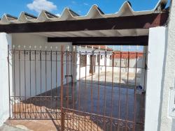 Casa para Venda em Pindamonhangaba - 2