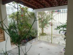 Casa para Venda em Potim - 2