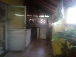 Casa para Venda em Pindamonhangaba - 2