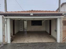 Casa para Venda em Pindamonhangaba - 2