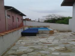 Sobrado para Venda em Pindamonhangaba - 2