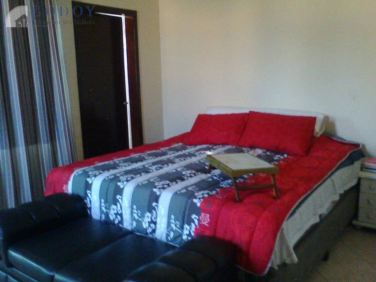 Casa, 4 quartos, 225 m² - Foto 8