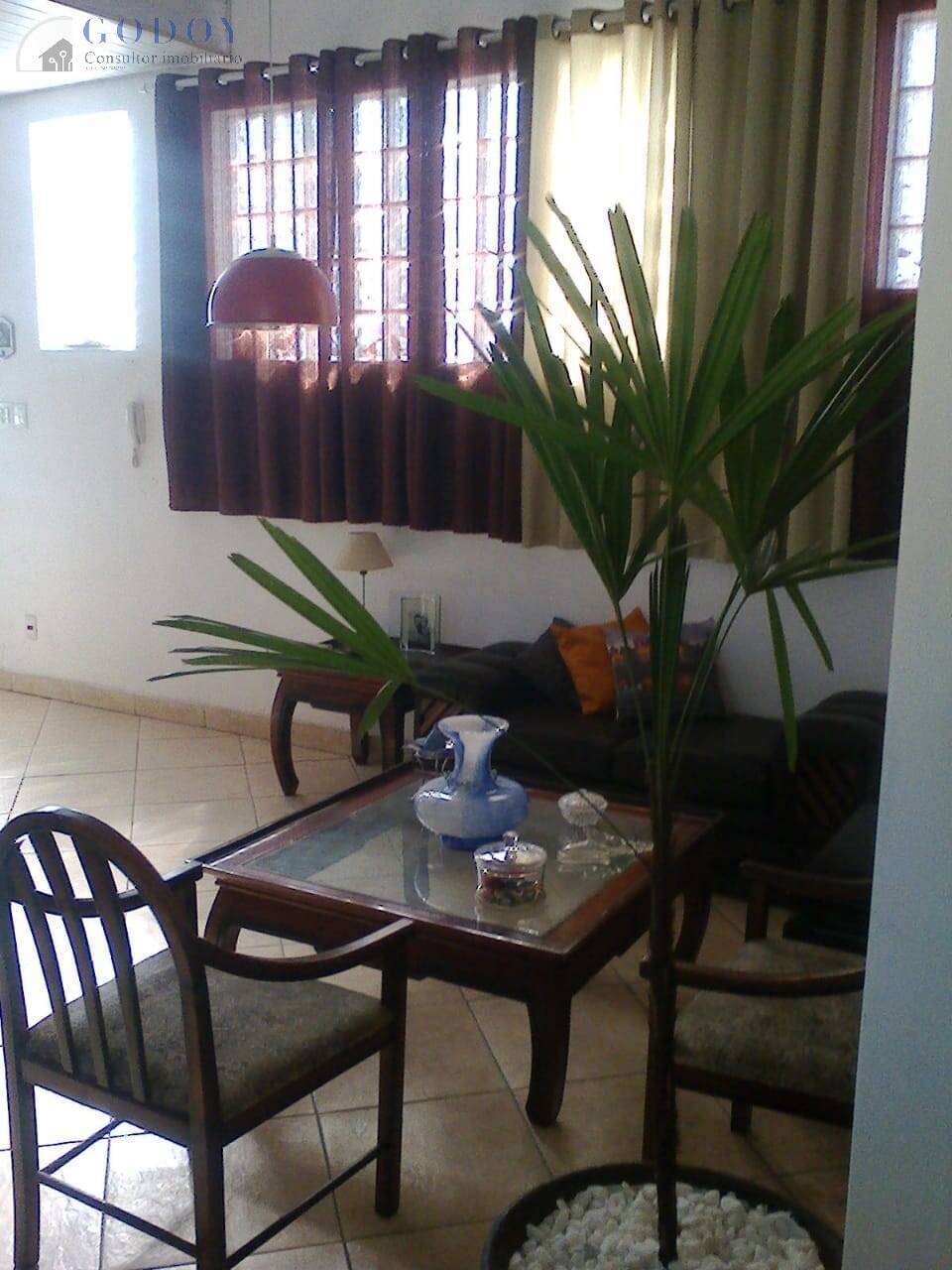 Casa, 4 quartos, 225 m² - Foto 12