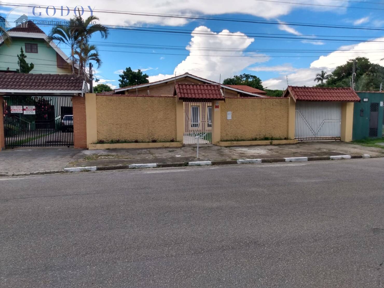 Casa, 3 quartos, 350 m² - Foto 1