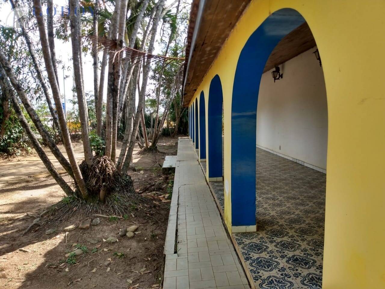Chácara para alugar com 5 quartos, 2500m² - Foto 4